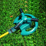 Automatischer Gartensprenger mit Dreifachdüse – 360° rotierend